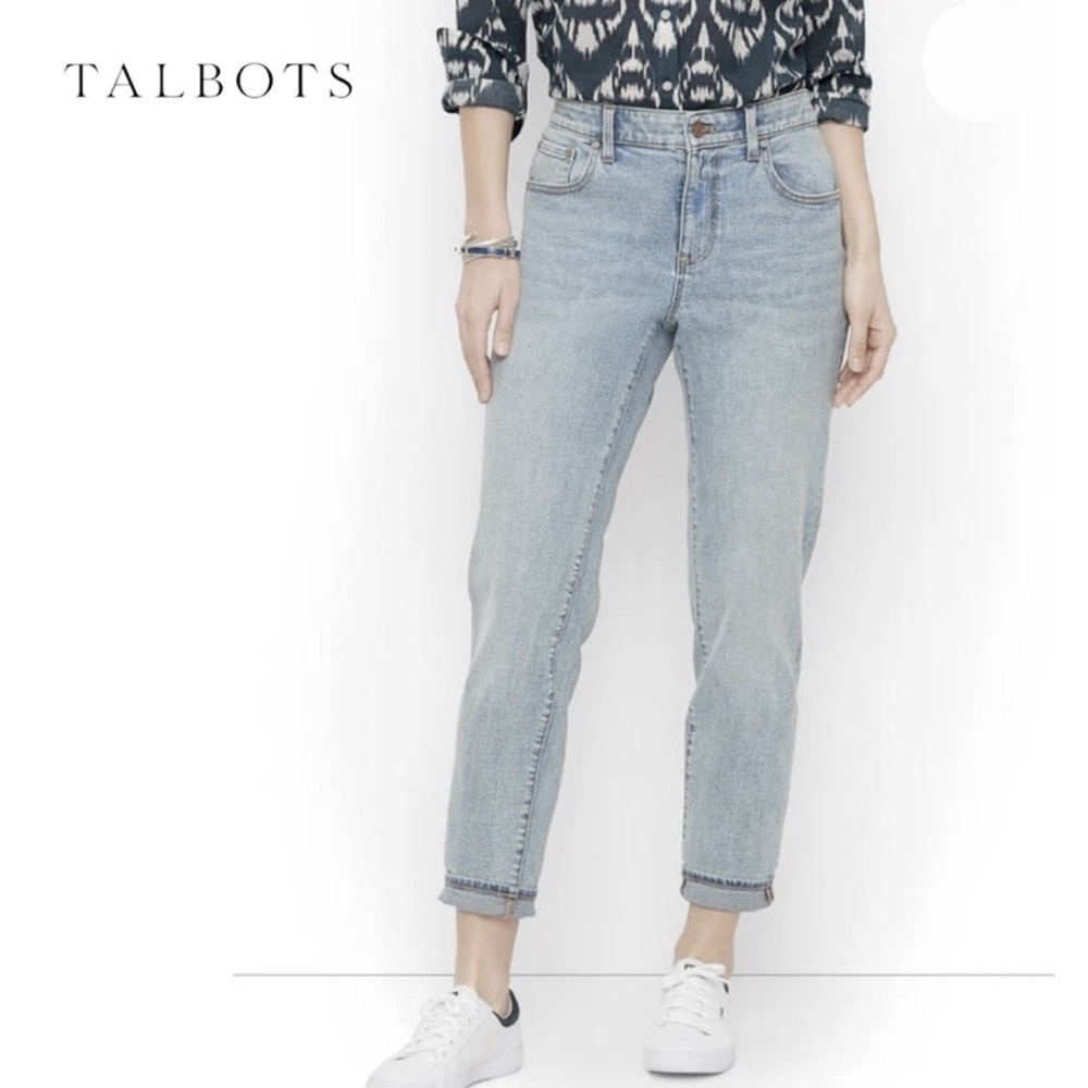 Talbots | Simply Flattering Boyfriend Jean | SZ 8 | Light Wash